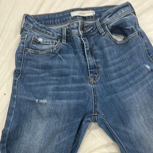 Women’s skinny jeans